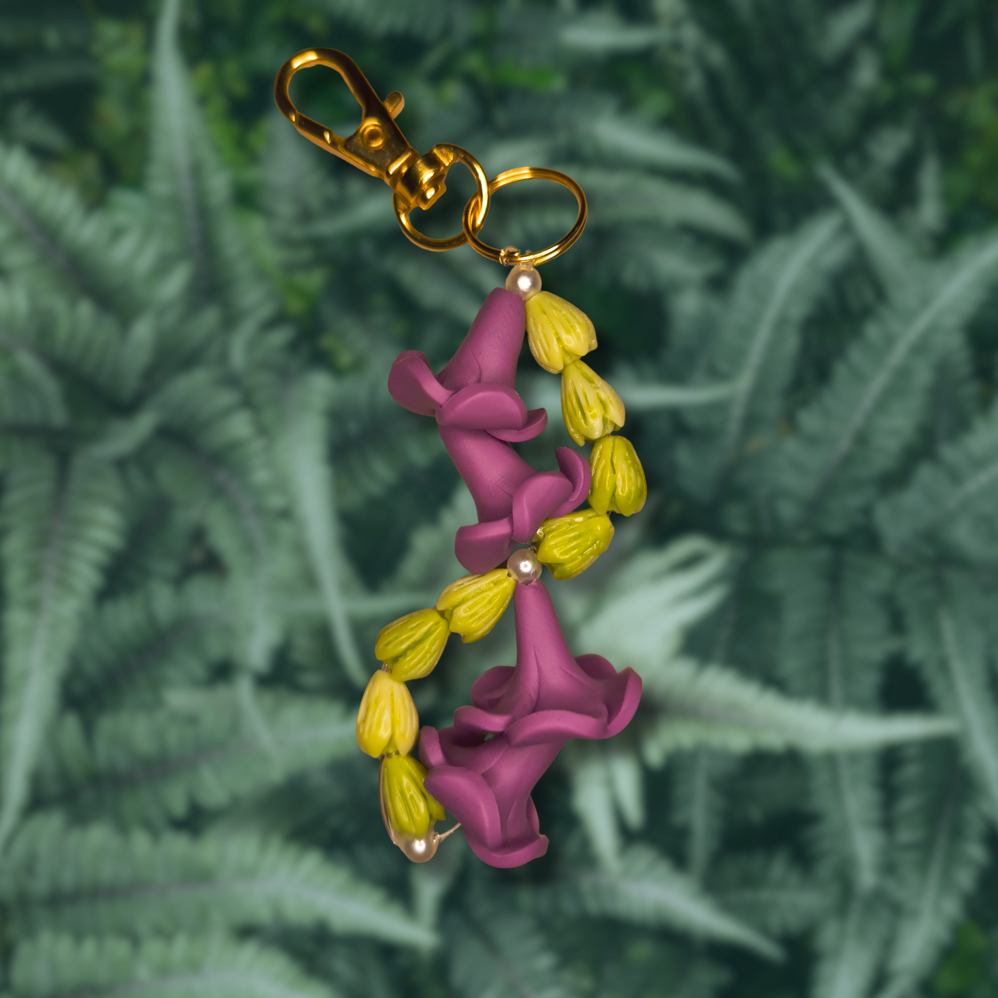 Puakenikeni and pikake twist keychain