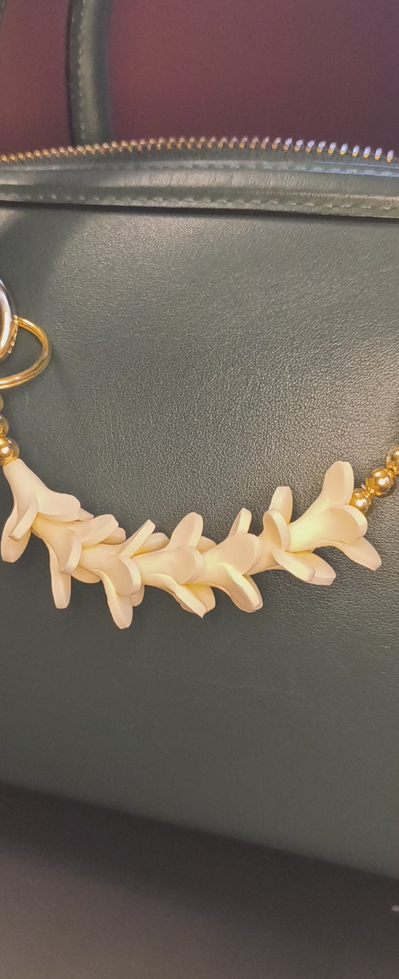 Plumeria bag lei